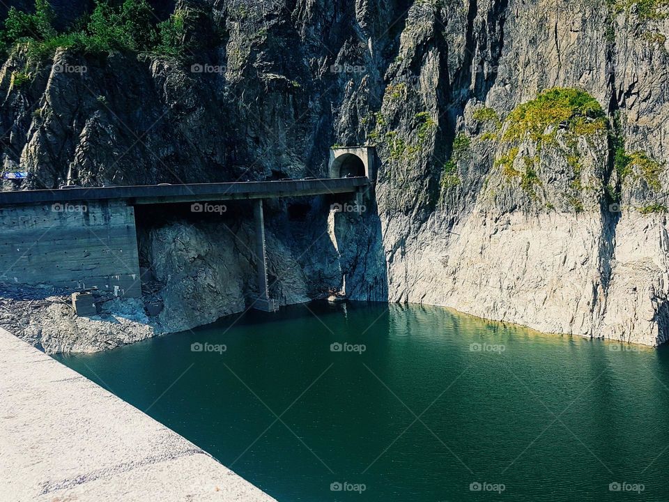 Vidraru dam