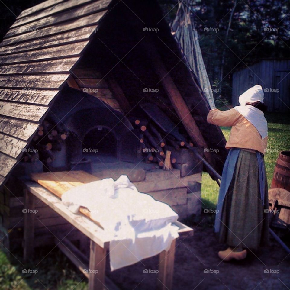 Making bread old fashion