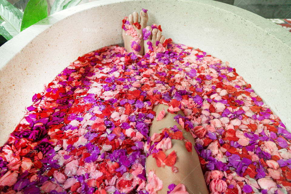 Flower bath relax
