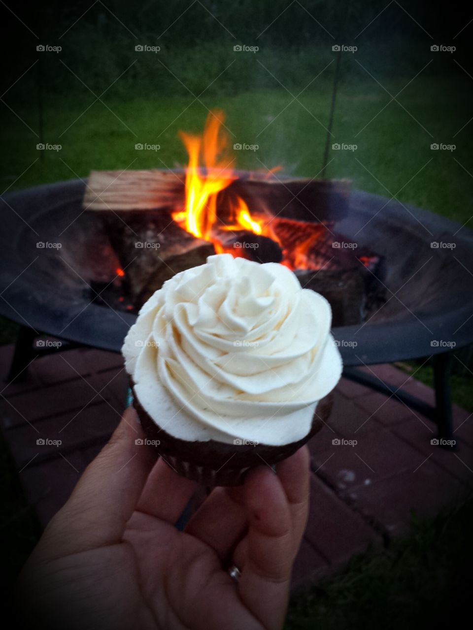 Bonfire and cupcakes