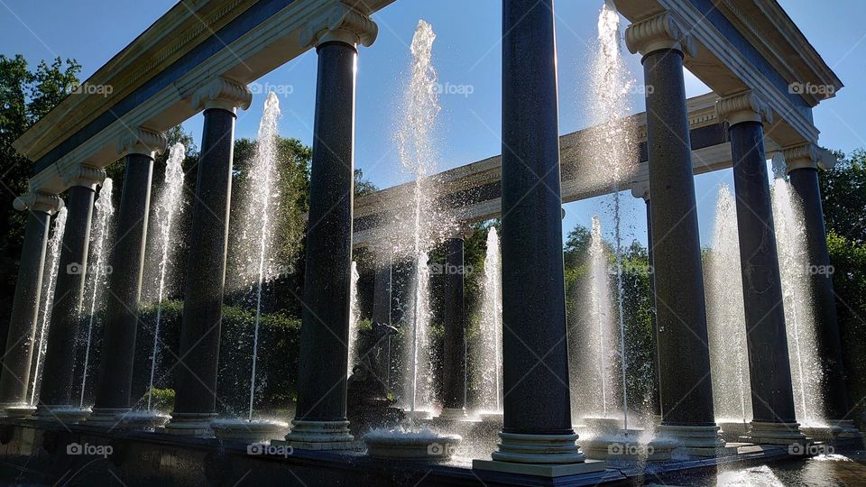 Fontaine ⛲ Urban ⛲ Architecture ⛲ Jets ⛲