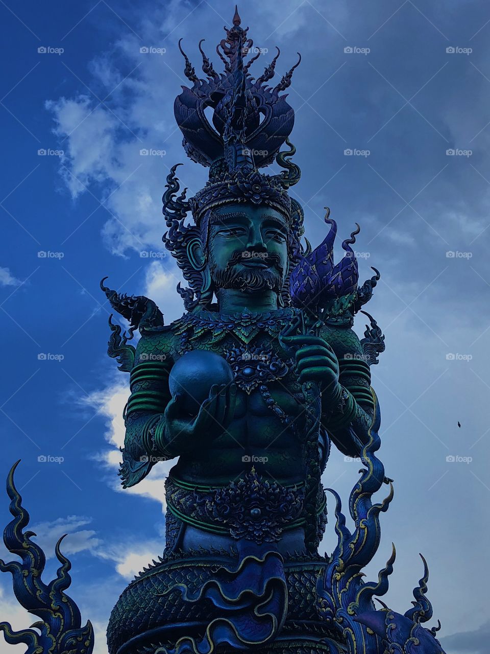 blue temple thailand