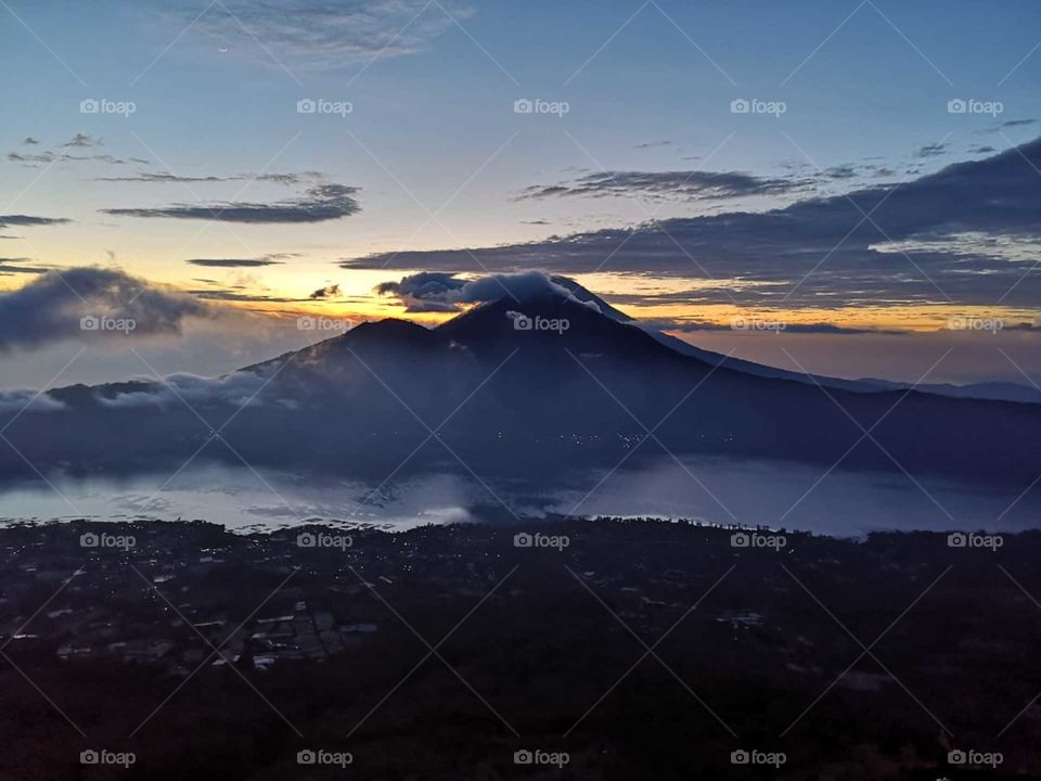 Sunrise Mount Kinabolu Bali