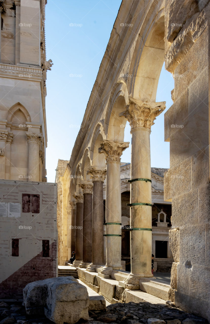 Pillars of the Roman square