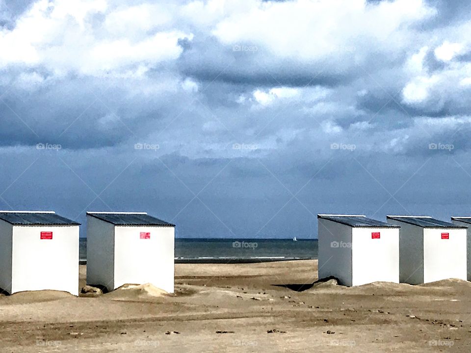Overcast North Sea beach scene