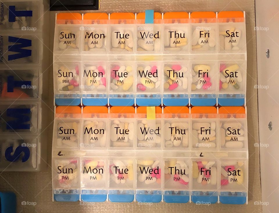 Multiverse-repeating pattern