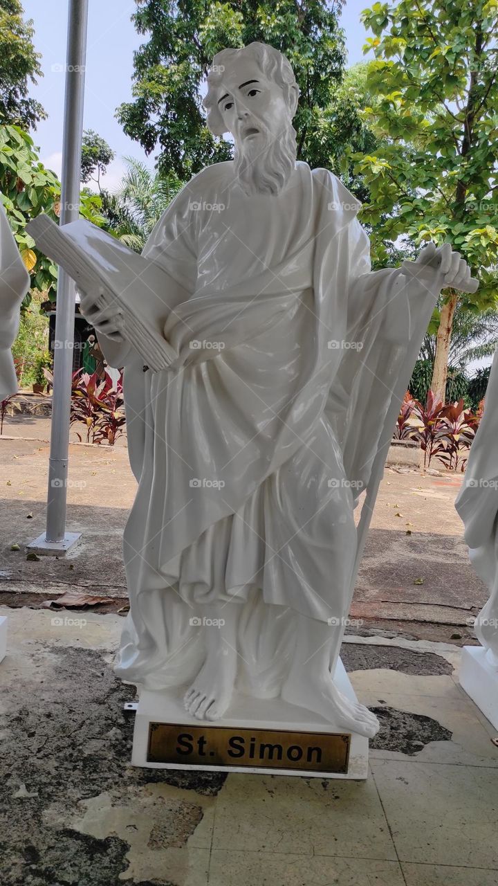 saint statue