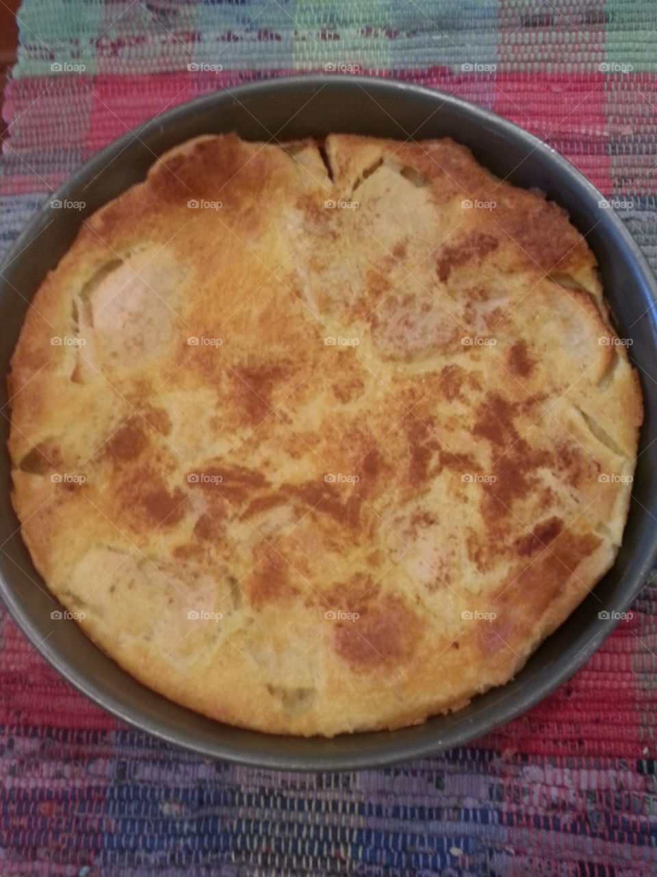German apple cinnamon baked pancake
