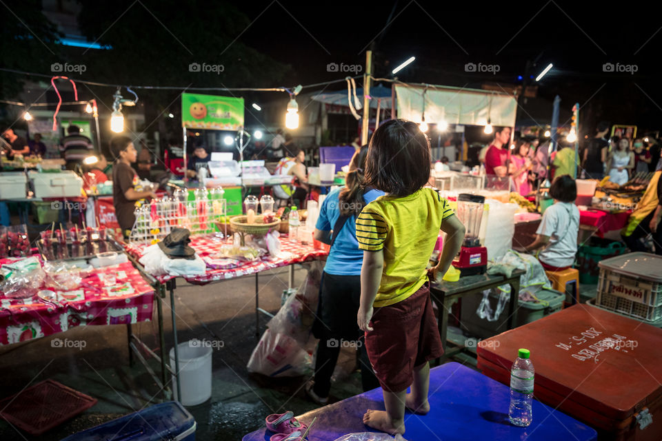 Street night market 