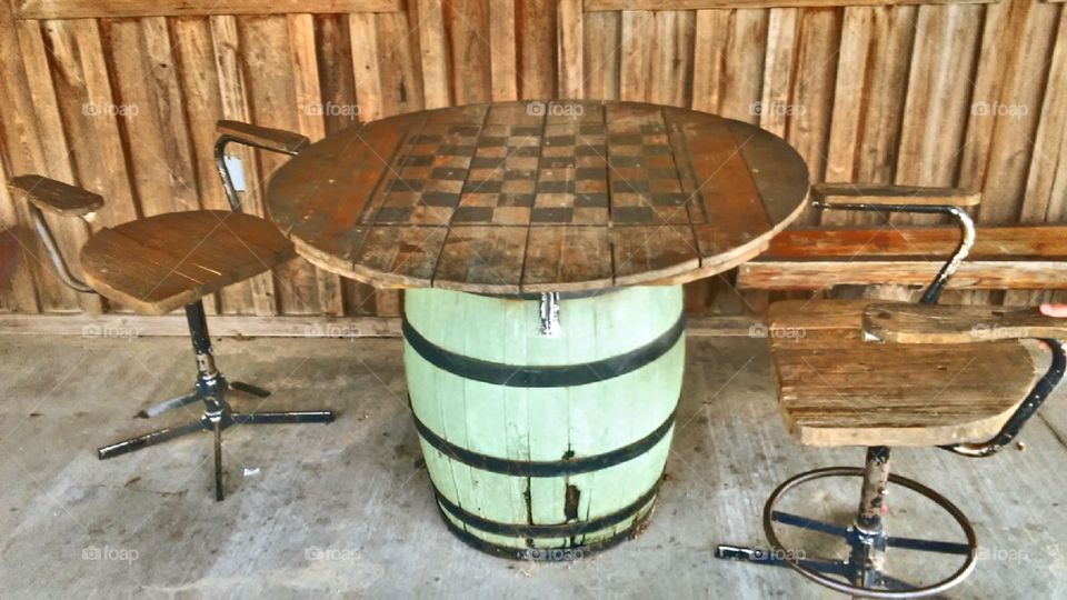 Barrel table and chairs