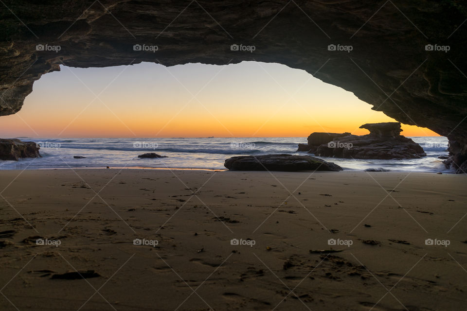 Sunrise cave 