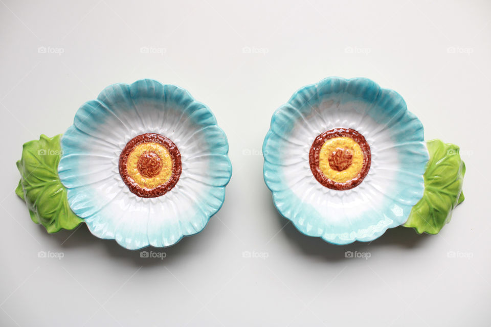 Two identical bowls 😄