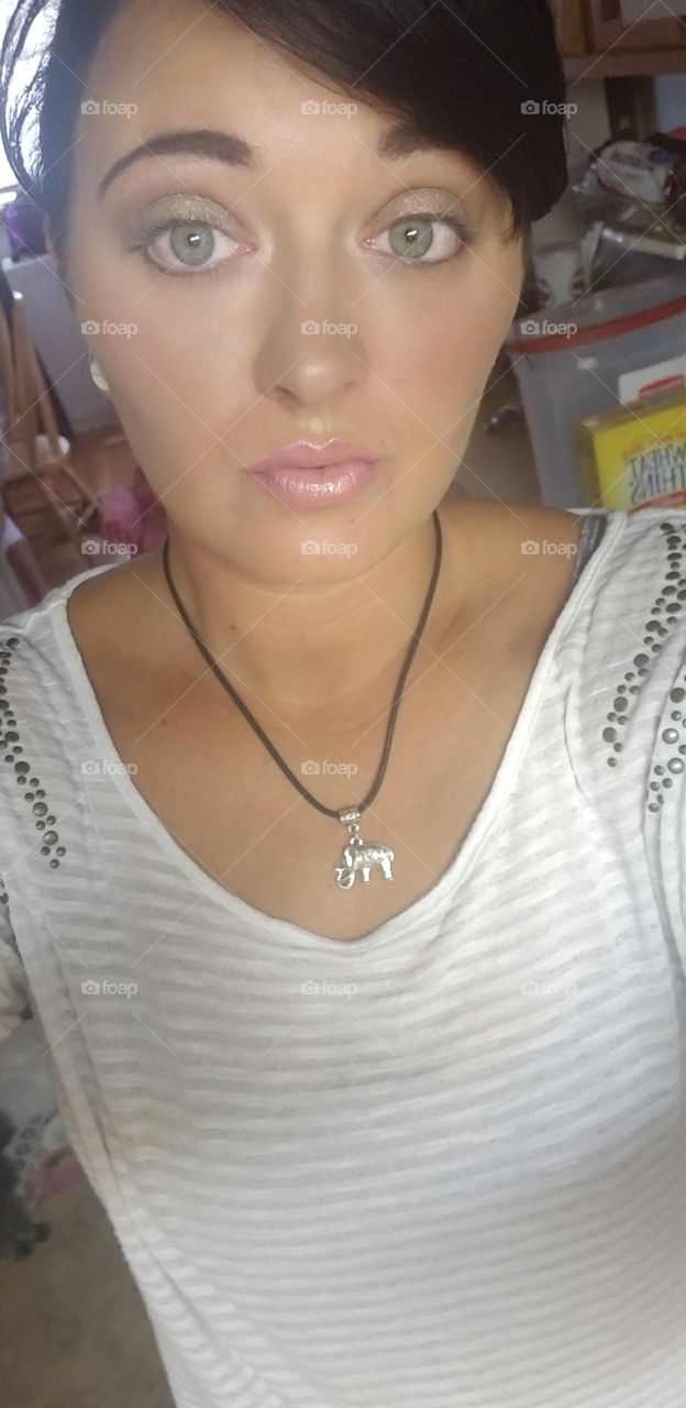 be younique. be true. be YOU!