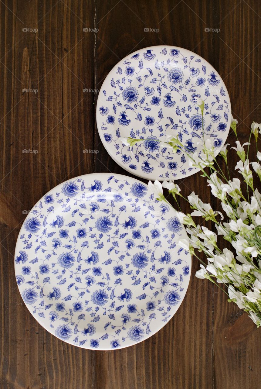 Patterned plates 