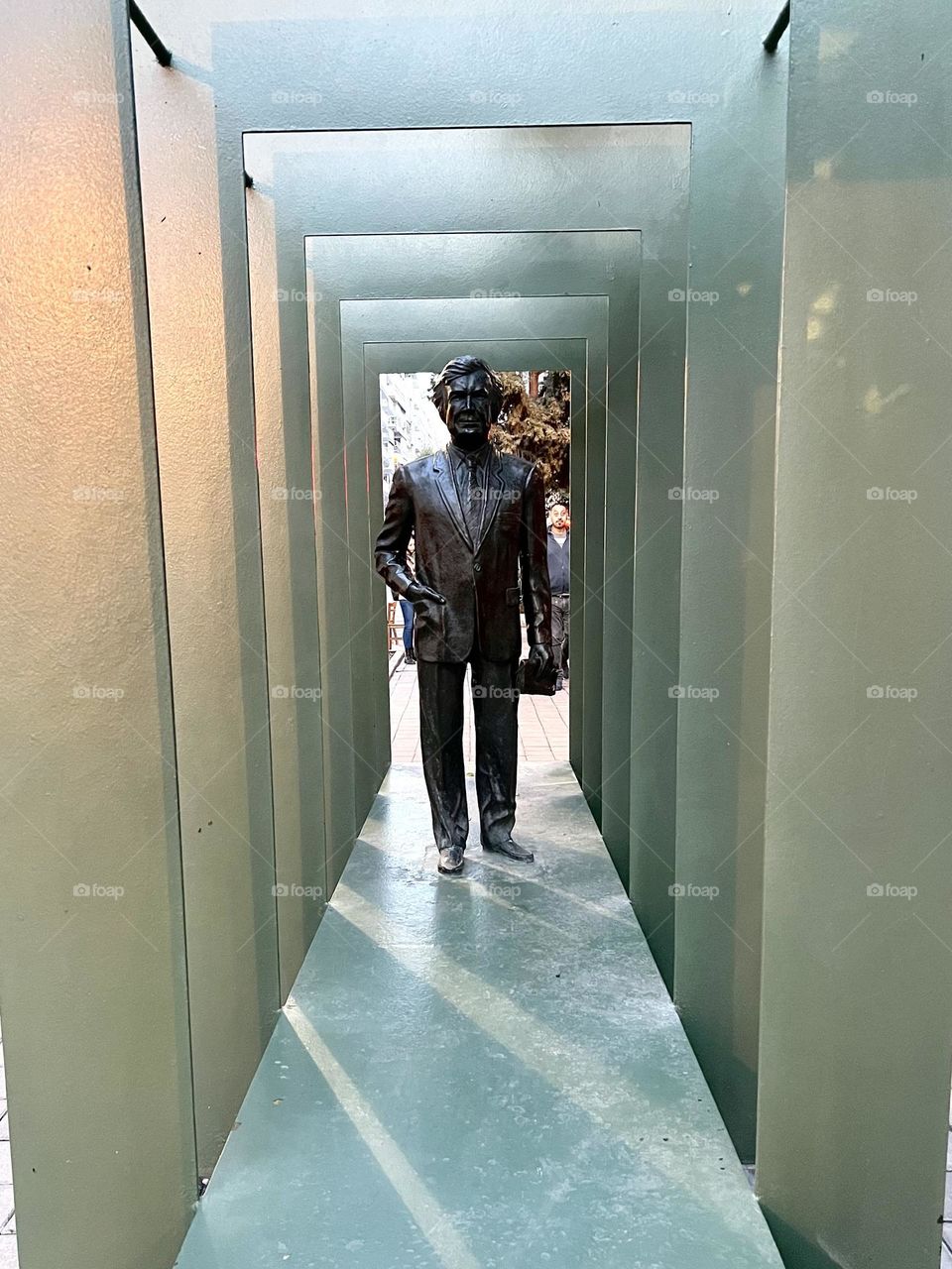 Monument rectangle figure 