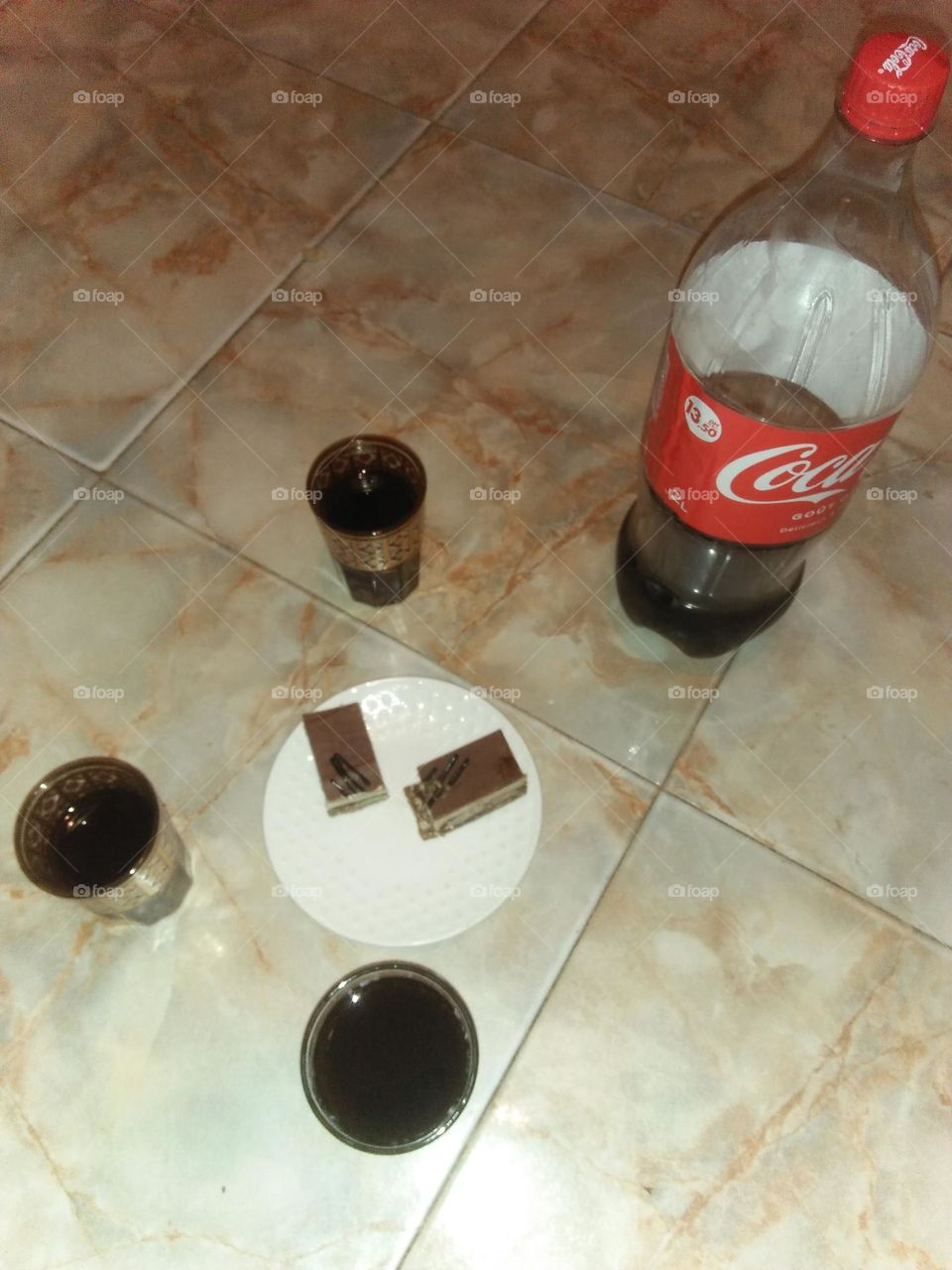 Cake and cocacola