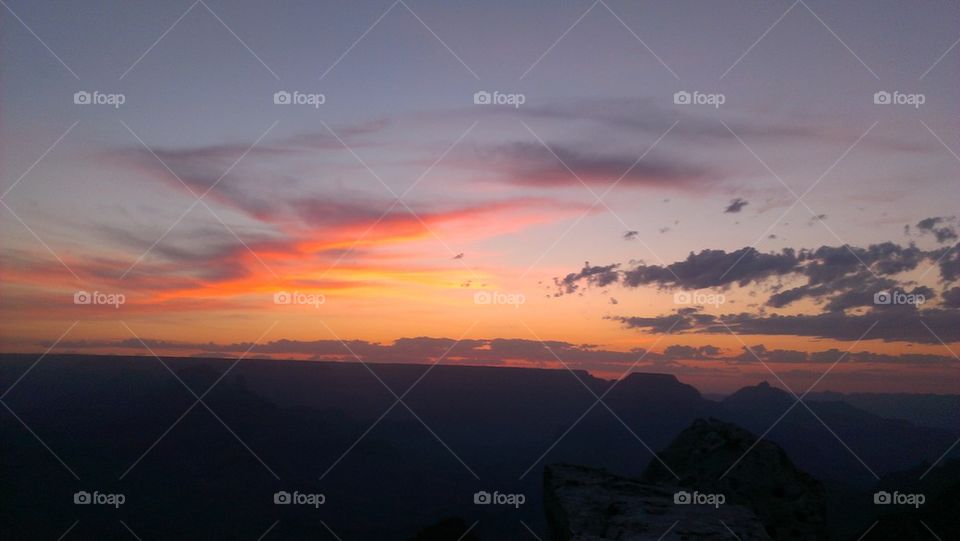 grand canyon at dawn