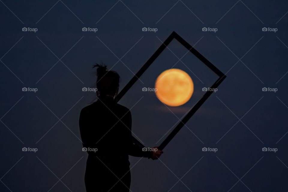 Framing the moon