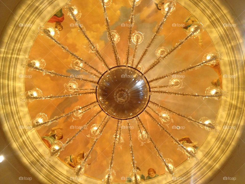 Chandelier 