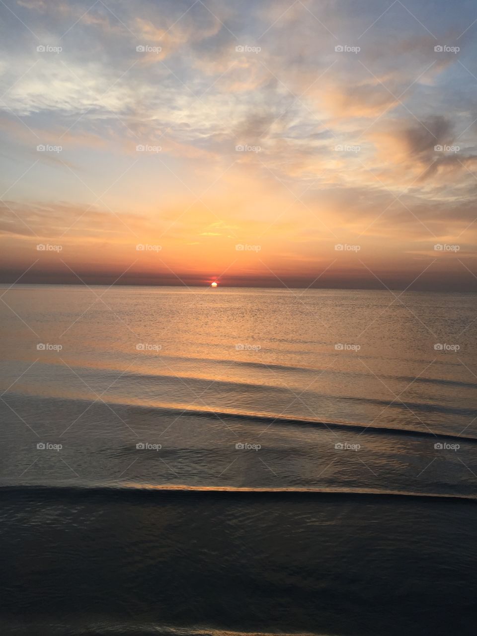 Gulf see 
sunrise