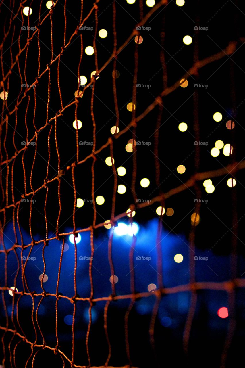 Lights behind the net