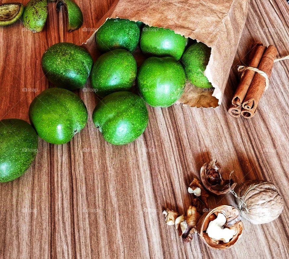 Walnut consumption should be in a way that maximizes its benefits and minimizes its possible harms(increased body fat, temperature and bloating) which is possible via balanced consumption and considering  characteristics and health of each person.