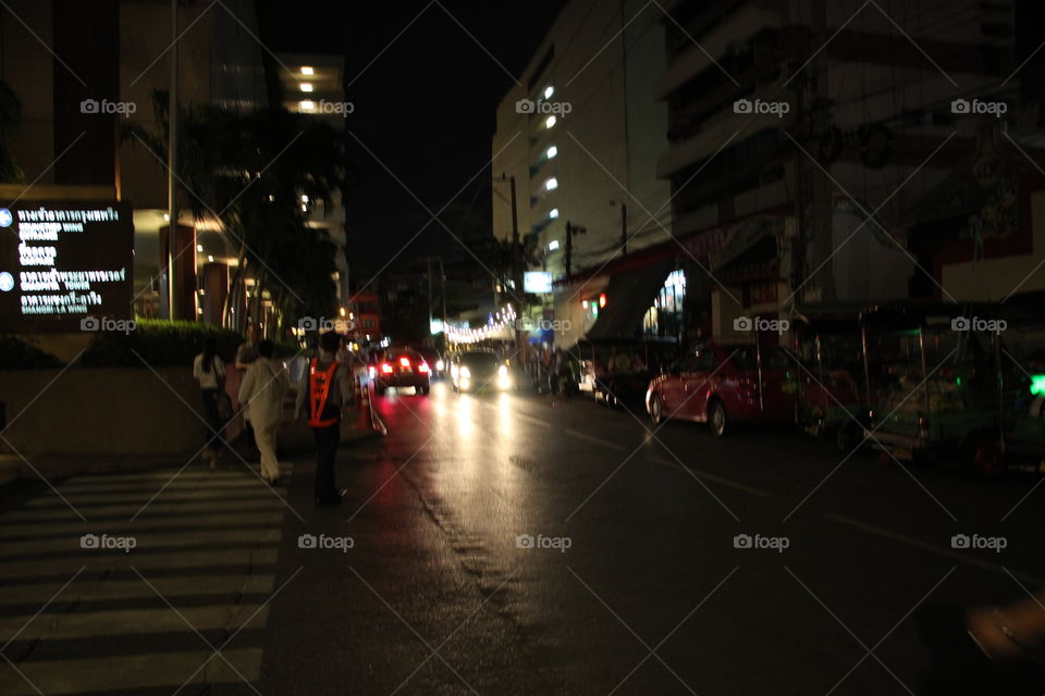 Night light light night 