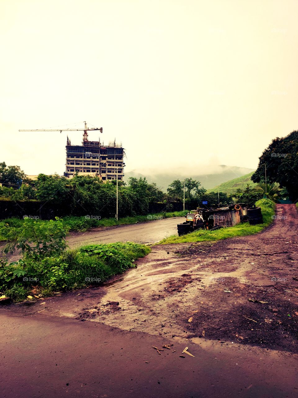 A Dawn On Mountain🏜️
Awesome Hill Station
Pleasent Weather💧🌦️🌨️🌩️⛱️
It's Raining💧💧💧
Clouds on Mountain🌨️🌨️
Green Velly🍀☘️🌴🌳
T,Junction of Path🛤️🛤️
Construction of Building Going on🏢🏢
Hut In Right Side