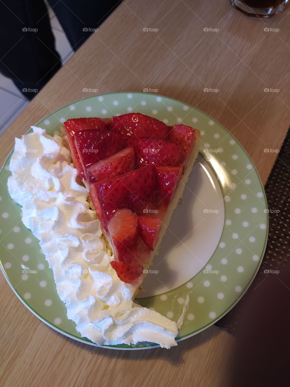 strawberry cake