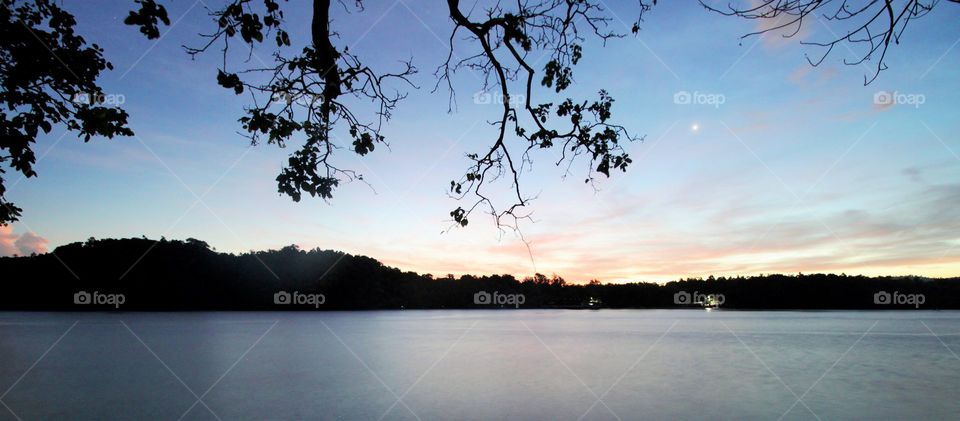 dawn by the lake