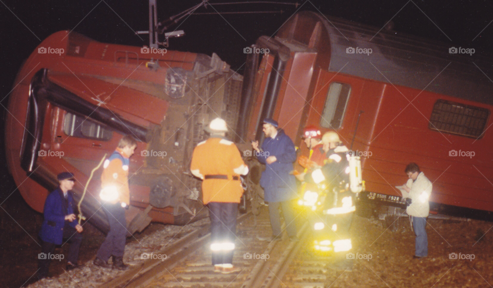 train night accident track by MagnusPm