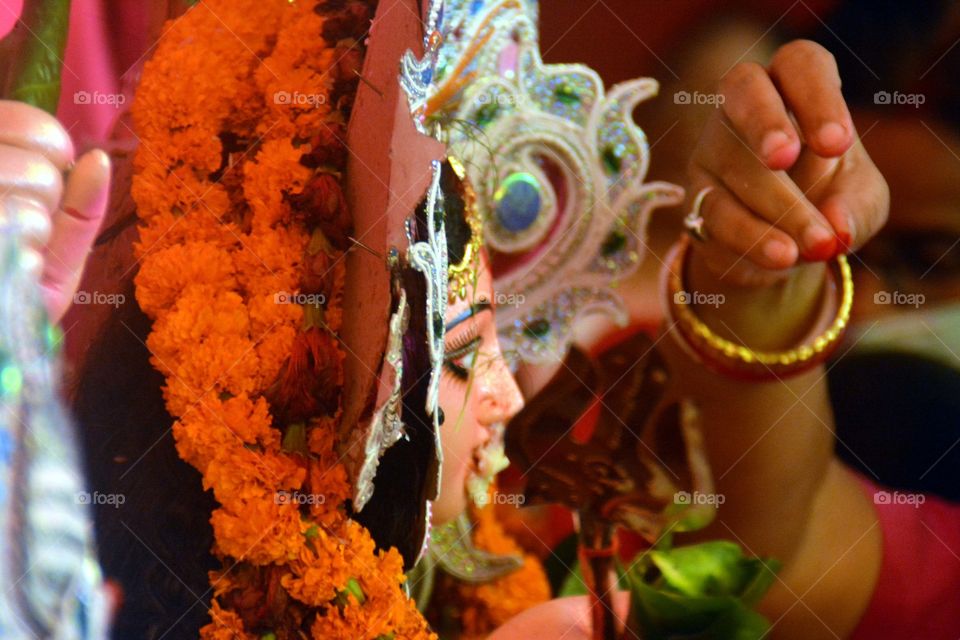 vermilion donation to maa durga