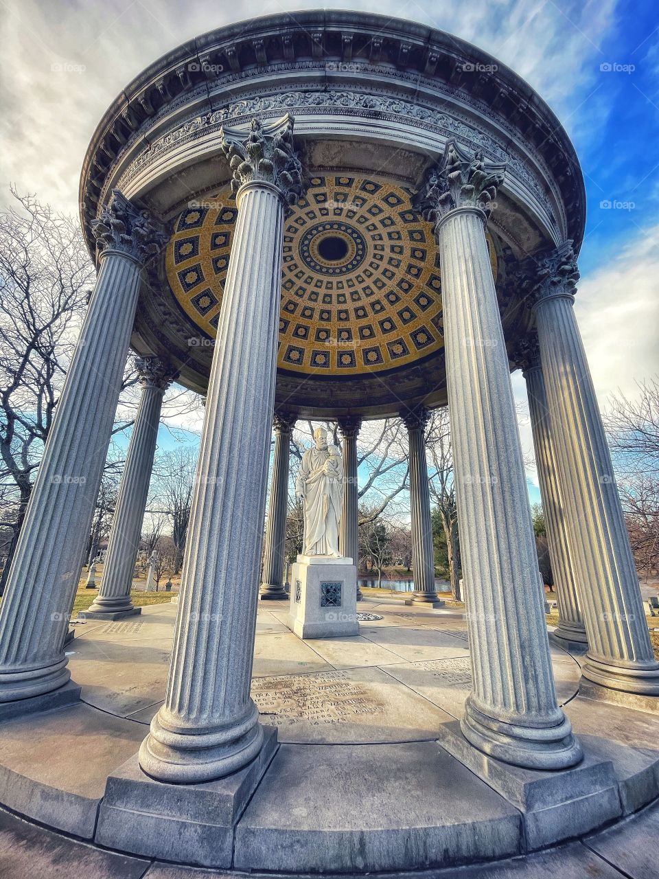 Temple at Mountain Grove Cemetery 