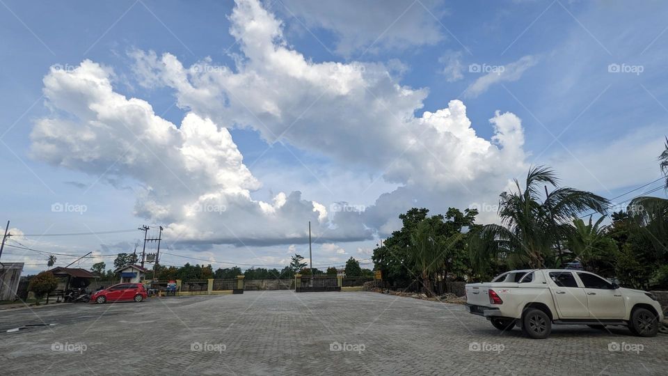 twin clouds around mesjid Fatimah Pekanbaru