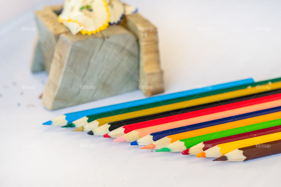 Arrangement of colored pencils