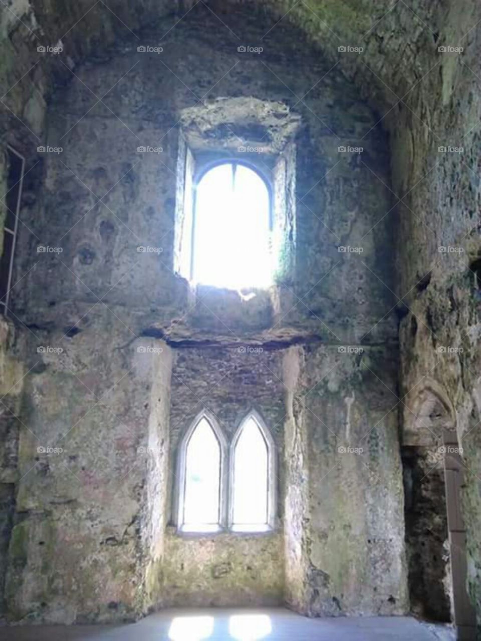 Medieval Windows