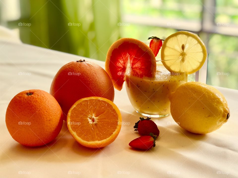 Fruit juice & fruit cut outs 