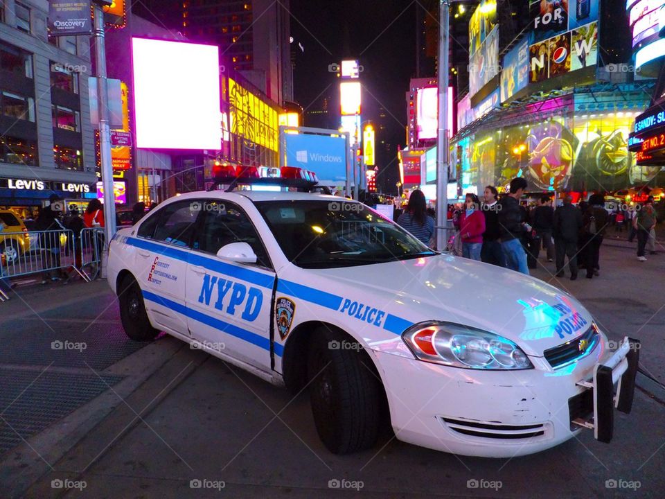 NEW YORK CITY TIMES SQUARE NYPD CAR