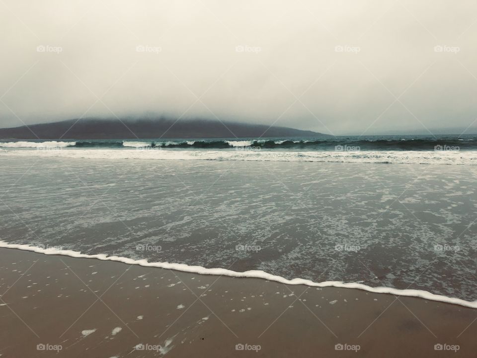 Waves on luskentyre beach