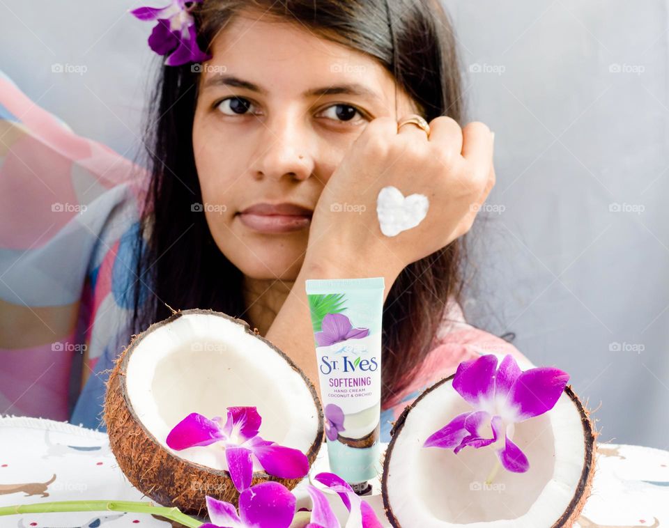 ST Ives hand cream with coconut and orchid.