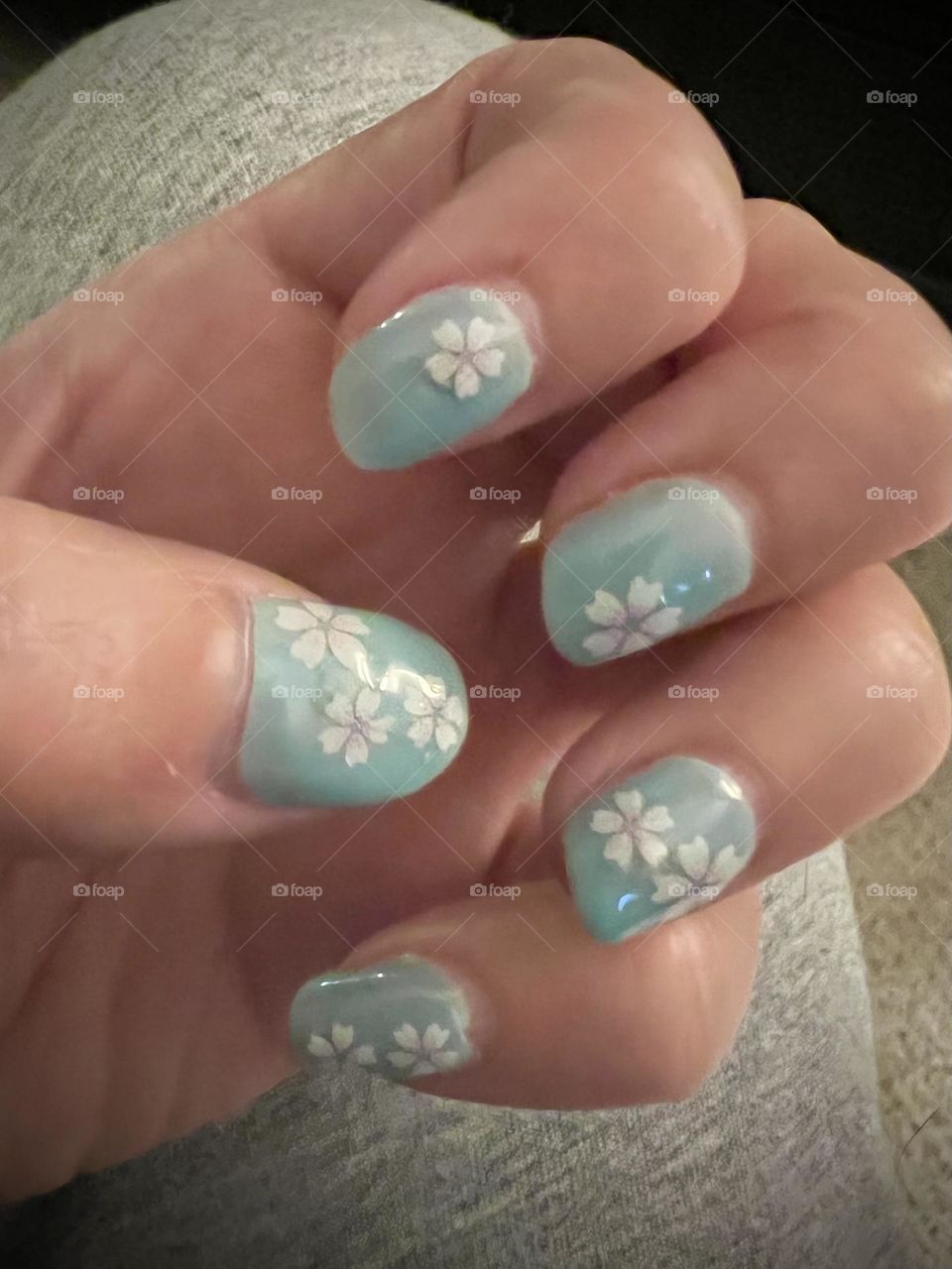 Sweet floral spring nail art design 