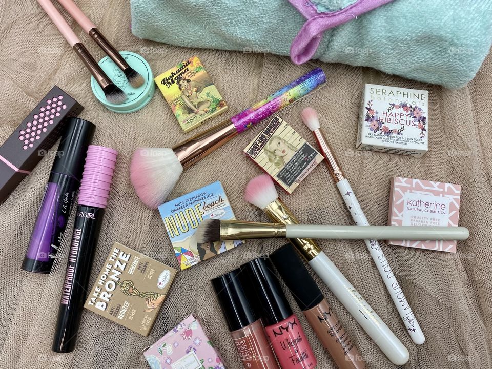 Makeup flat lay