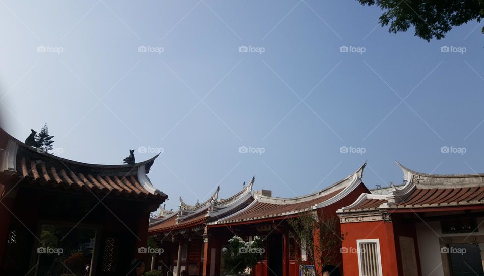 The “Premier Academy of Taiwan” (全台首學) has more than three hundred years of history as a Confucian temple, and it would be safe to say that this place is the heart of Tainan as an ancient capital of culture.