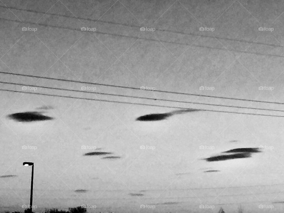 UFO type cloud formation 