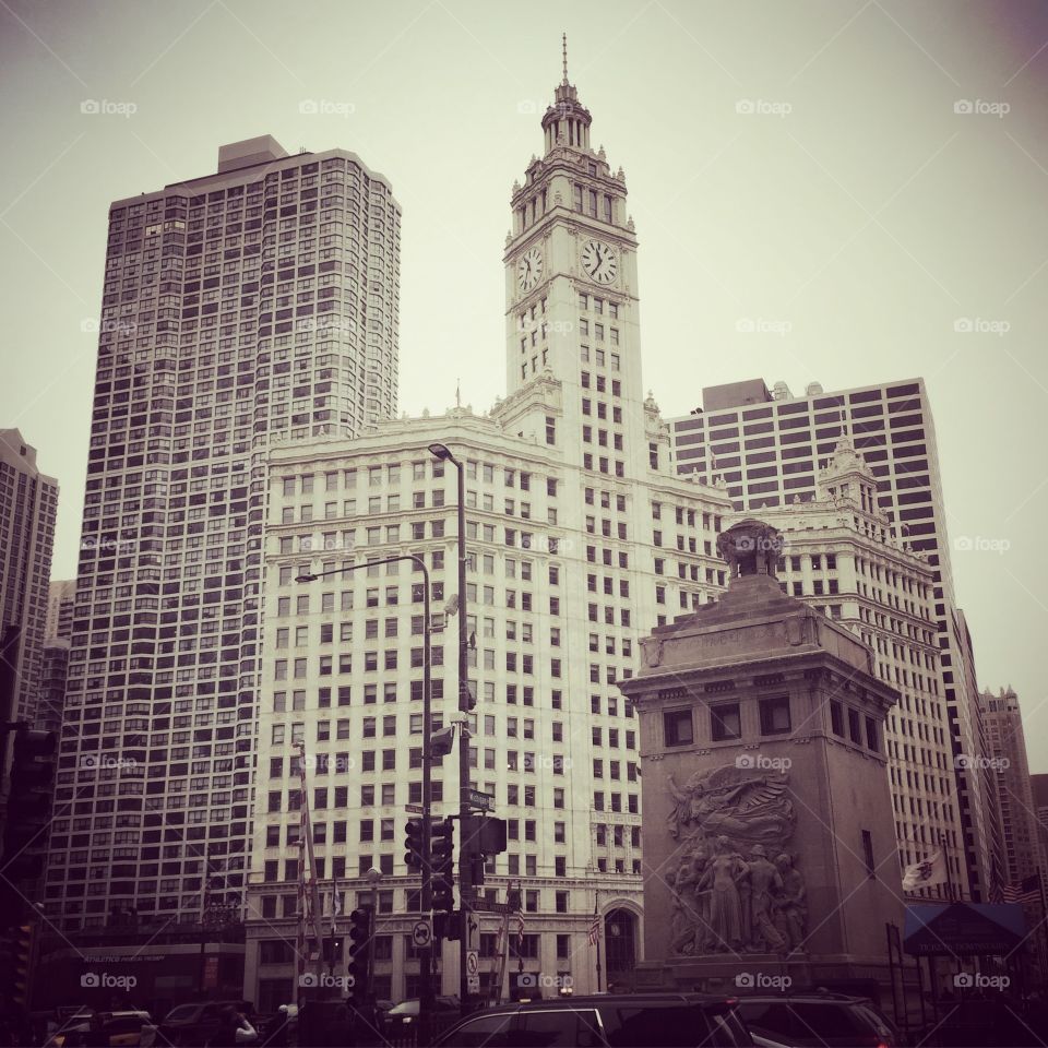 Tribune tower. Walking down Wacker drive in Chicago .