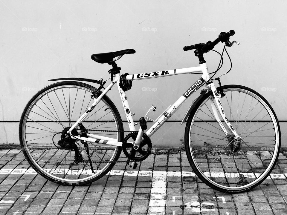 I can’t stop my bicycle 🚲