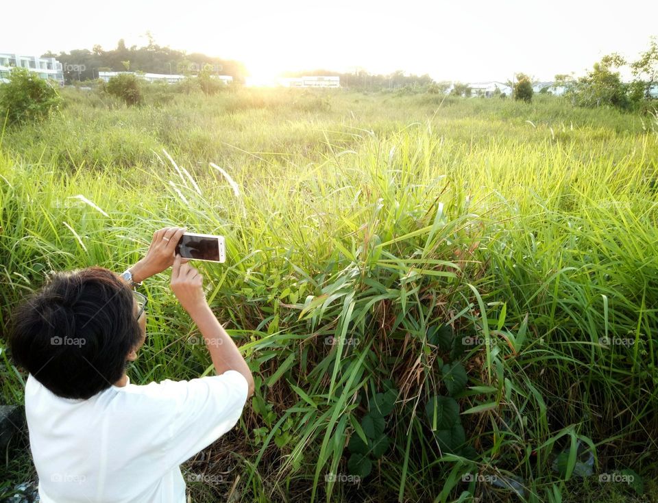 Enjoy mobile phone photography freely