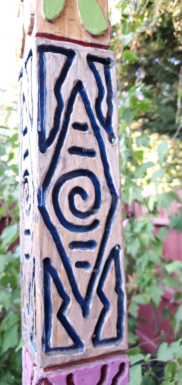 Tiki carving