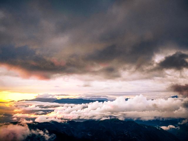 white dark clouds