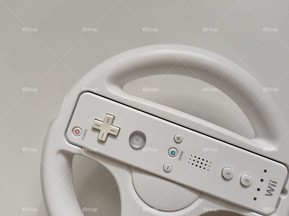 The Wii Wheel with its Wiimote - 3